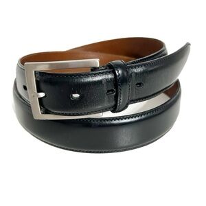 Johnston & Murphy Classic Black ⬛️ Leather Belt Silver Toned Hardware Size 42